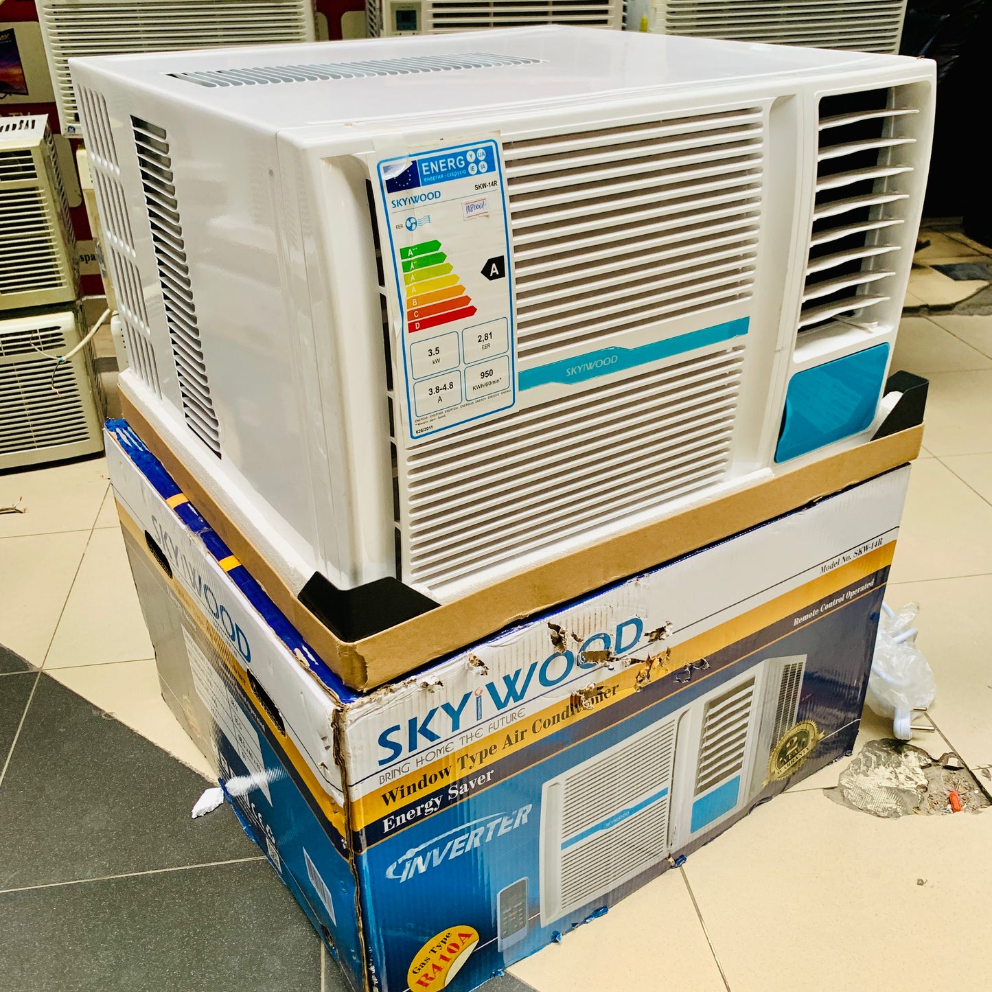 1 Ton window Inverter Ac Skyiwood Brand New Model 2025 | 14000BTU